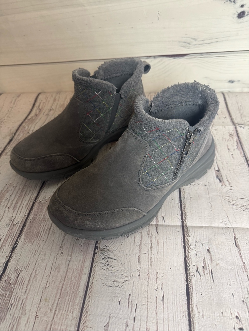 Sketchers Women's Gray Faux-Fur Lined Ankle Comfort Boots